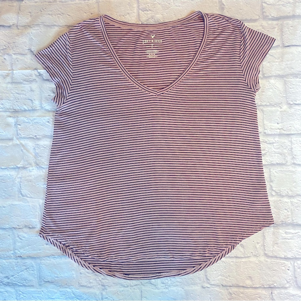 American Eagle Soft & Sexy Tee